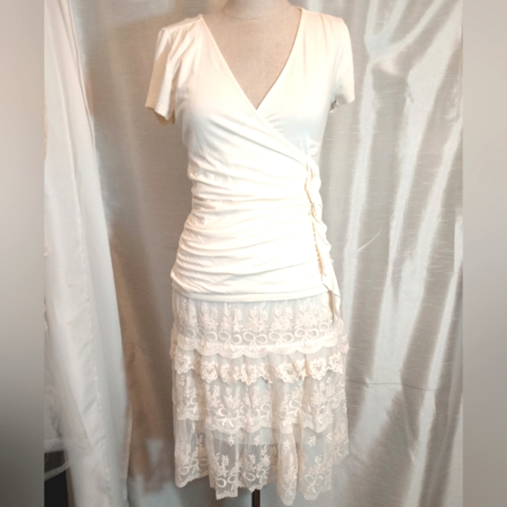 Lace Skirt+New York Co Short sleeve pleated Ruffle T-Shirt, Ivory, Daisies, S